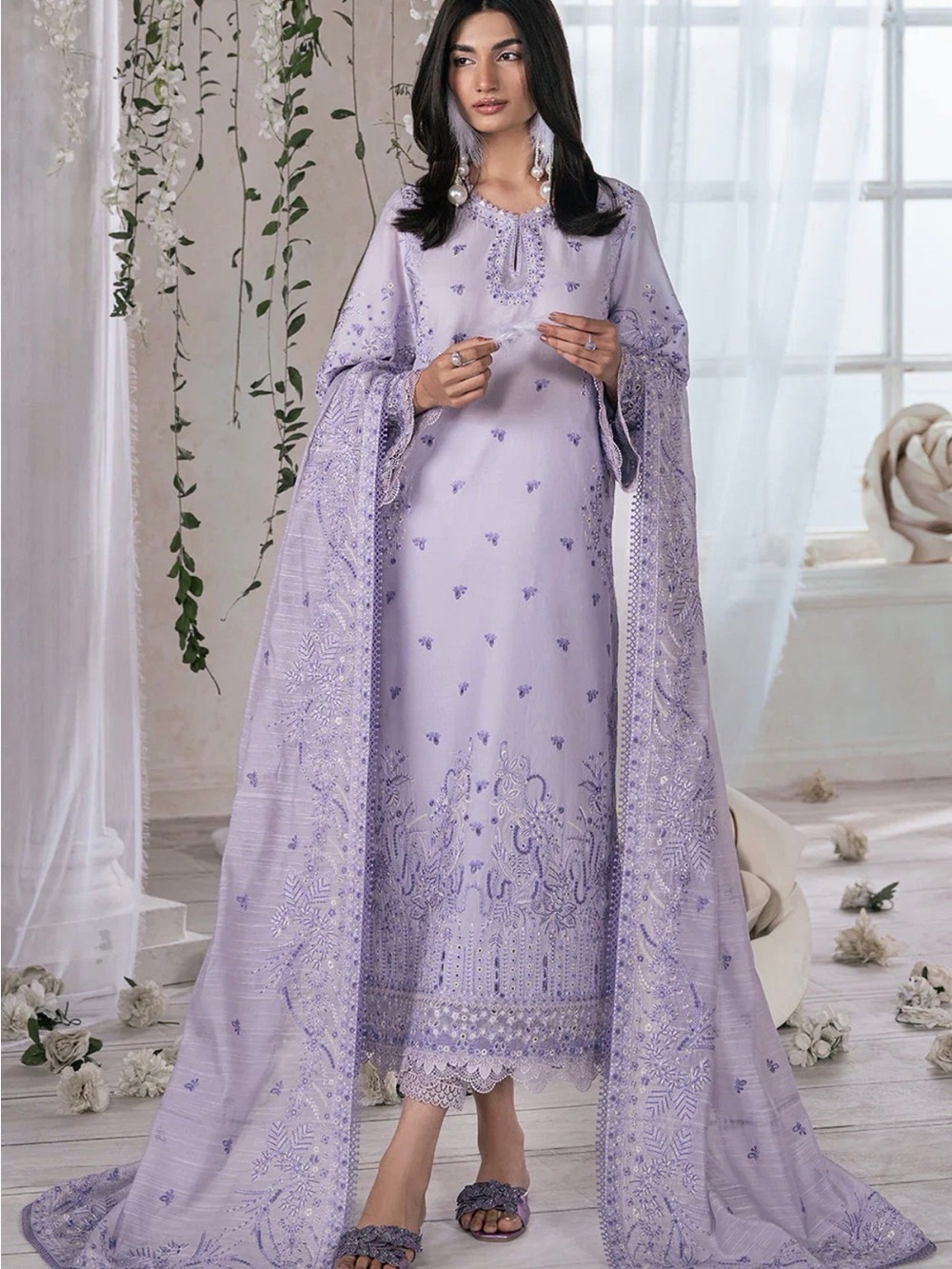 Elegant 3 Piece Lavender Embroidered Women’s Eid Luxury Lawn Dress